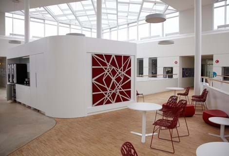 Twister akustikmoduler i filt hos Tryg (3)